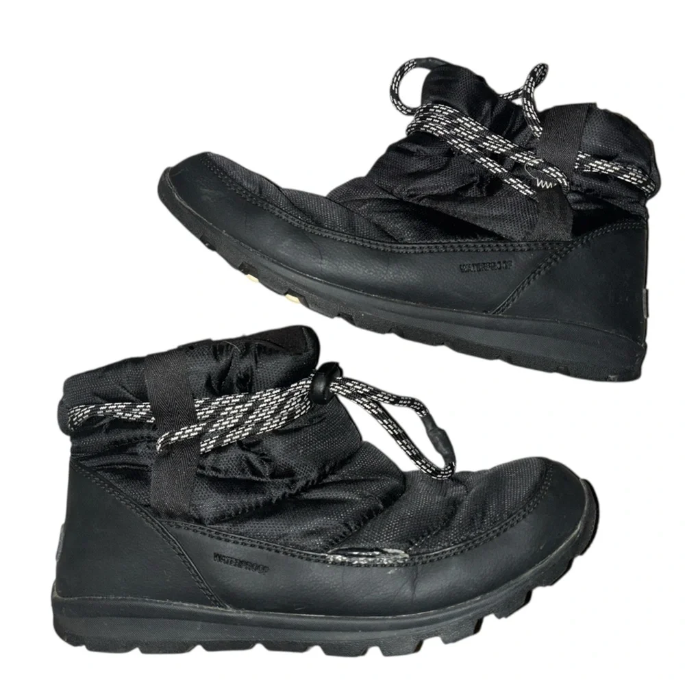 SOREL Whitney Short Camp Ankle Boot Black Nylon Puffer Winter Women's